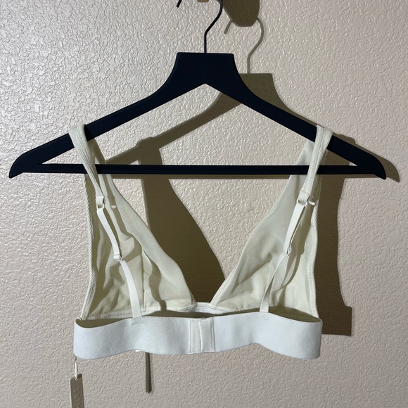 SKIMS Ribbed Bra - Picture 2 of 5